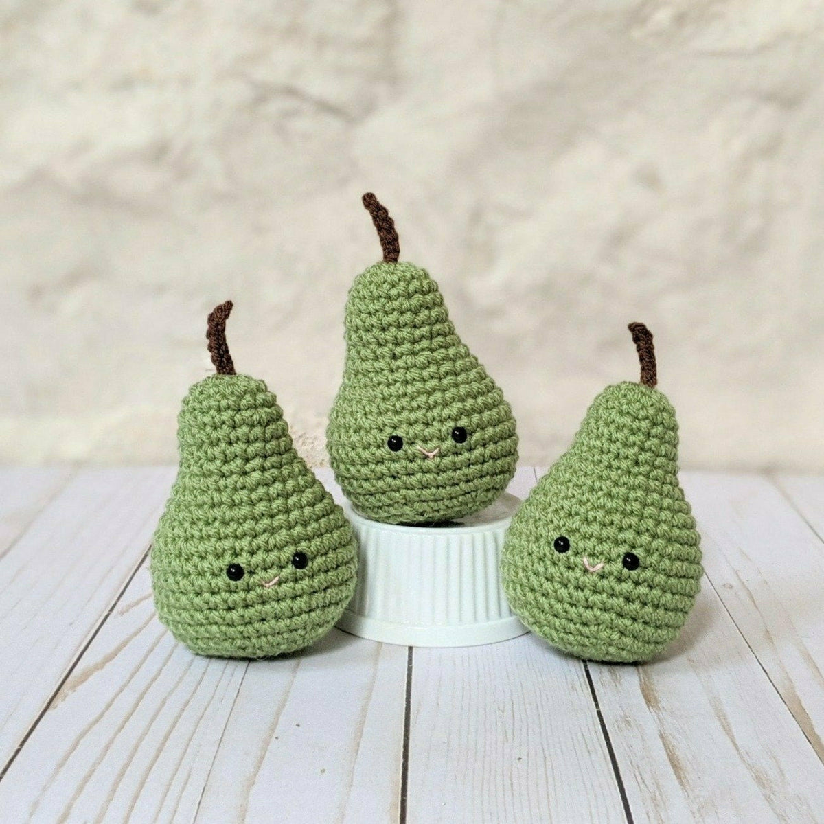 Amigurumi pear pattern ⋆ A little love everyday