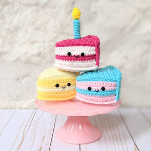 10 Cute Crochet Birthday Cakes to Make!