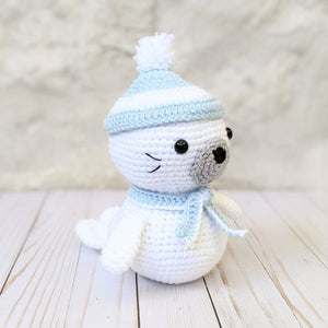 Maker Monday - Sammy the Seal from Little Muggles