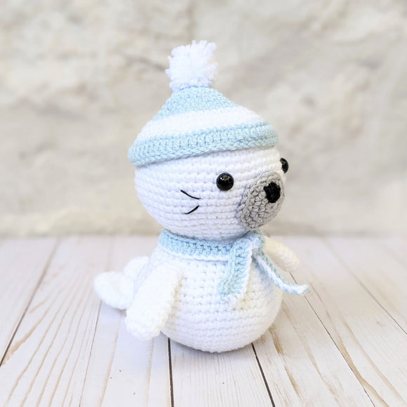 Sammy the Seal Crochet Pattern, Amigurumi Seal from Little Muggles