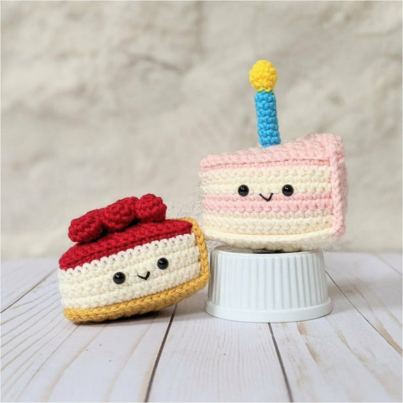 Heart Shaped Cake PDF Crochet Pattern Twinkie Chan Valentine Amigurumi -  Etsy
