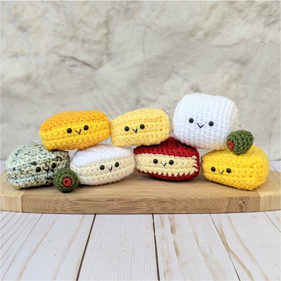 CROCHET PATTERN: Cheese Plate with Olives