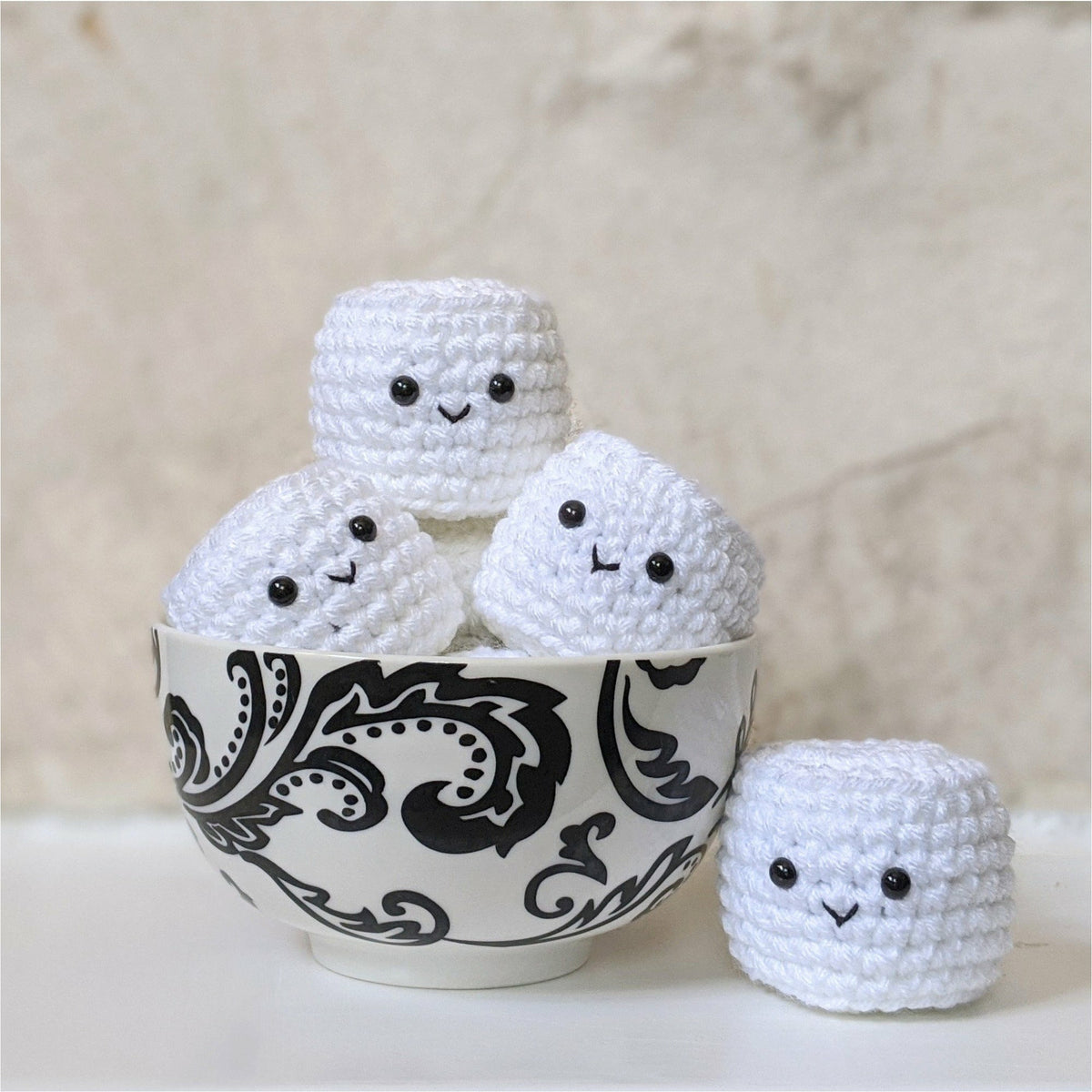 CROCHET PATTERN: Beginner Crochet Marshmallows, Amigurumi Stuffed F...